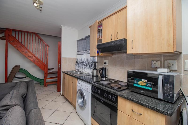1 Bedroom Property for Sale in Parklands Western Cape